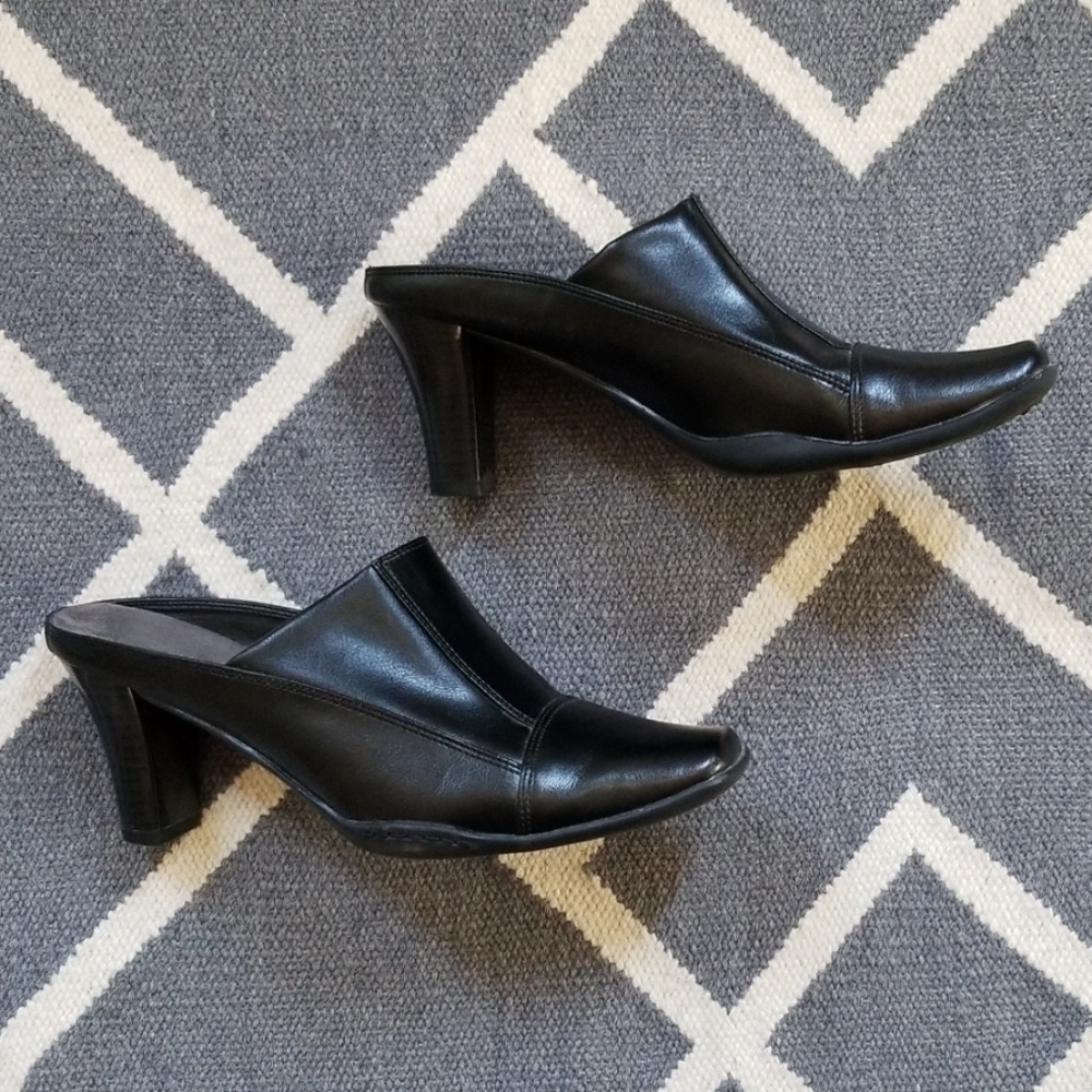 Black Backless Shoes, Size 9.5